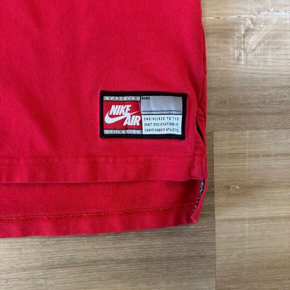 Nike Air Red Tank Top Size XL Sports Running Comfort Classic Iconic Lifestyle - Picture 2 of 6